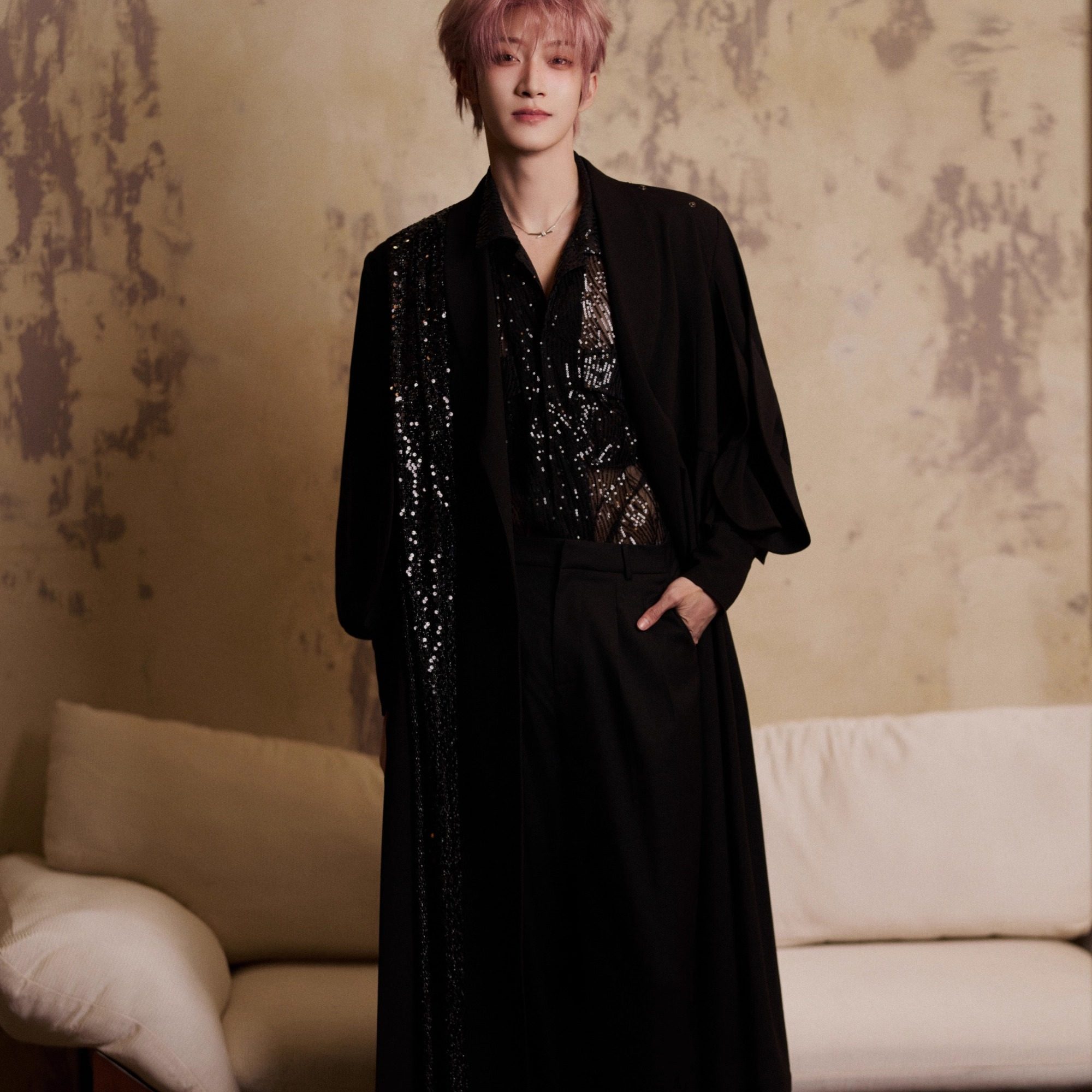 曹恩齐明星同款时尚休闲黑色亮片西服外套男潮流帅气设计感上衣潮,男装,休闲西服,淘宝优惠券,粉丝福利购,淘宝优惠卷