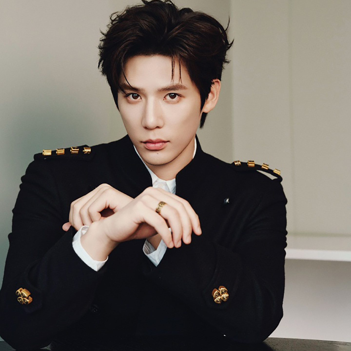 王安宇明星同款黑色高级感双排扣西装男痞帅商务风时尚宴会西服潮,男装,休闲西服,淘宝优惠券,粉丝福利购,淘宝优惠卷