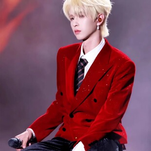 何浩楠明星同款红色双排扣西装男商务轻奢舞台演出高级氛围感西服