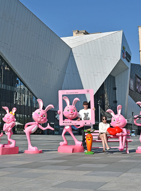 户外卡通雕塑商i场美陈网红打卡拍照新年装饰春节落地大型摆件