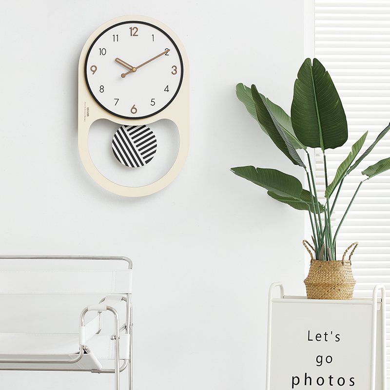 EOG免打孔简j约挂钟北欧轻奢客厅家用2022新款网红时钟