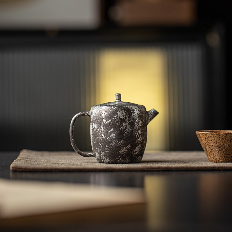 乐山丨抹银纯手工茶壶可养薄胎陶瓷过G滤泡茶复古南蛮烧侘寂风单