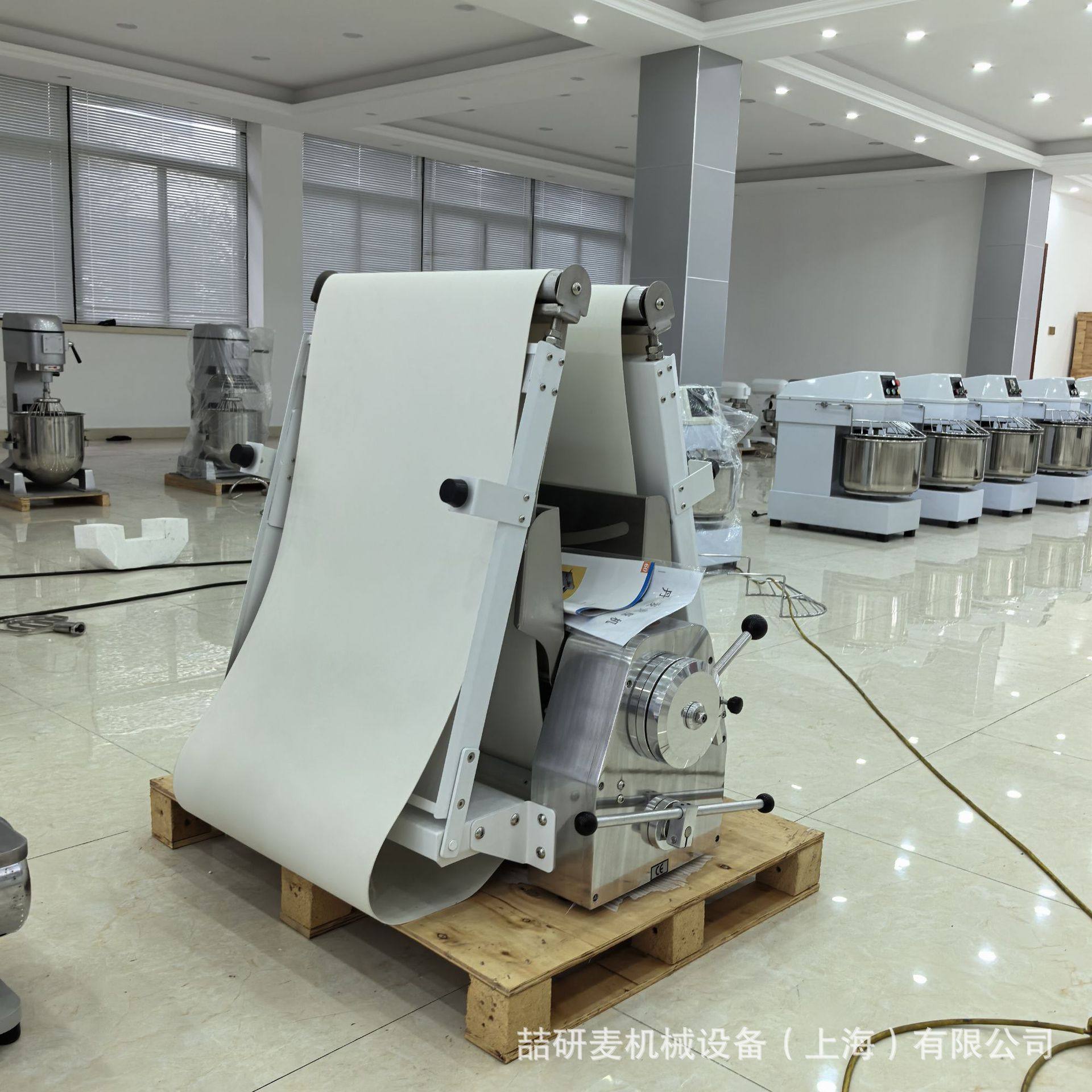 商用立式开酥机520型 面包房起酥机压面机 Food Bakery equipment