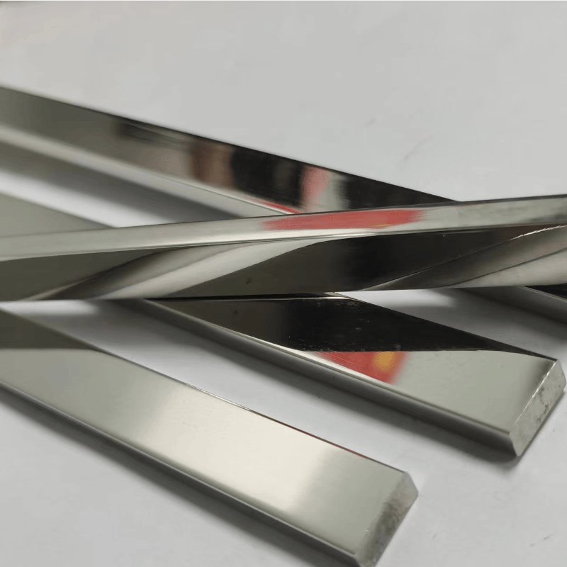 304不锈钢实心镜面银色方钢玫瑰D金扁钢地板砖木门镶嵌金属装饰条