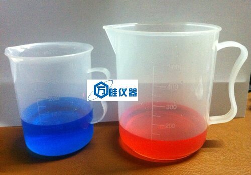 PP带刻度 500ML塑料烧杯/塑料量杯/量具/烧杯/刻度量杯/手柄量杯