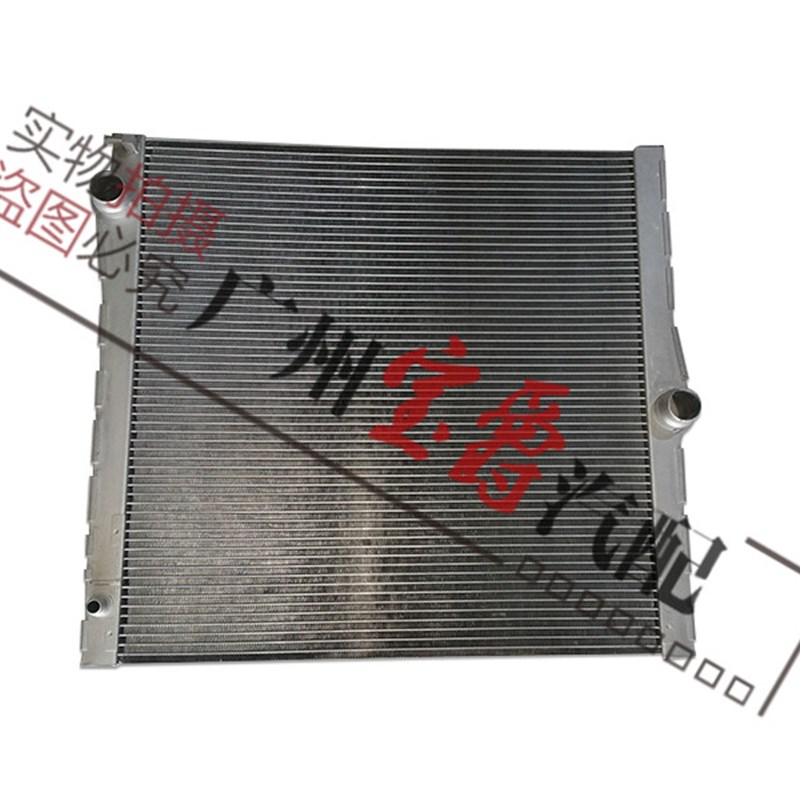 适用于宝马X5水箱E70散热网X6冷却器E71主水箱X5