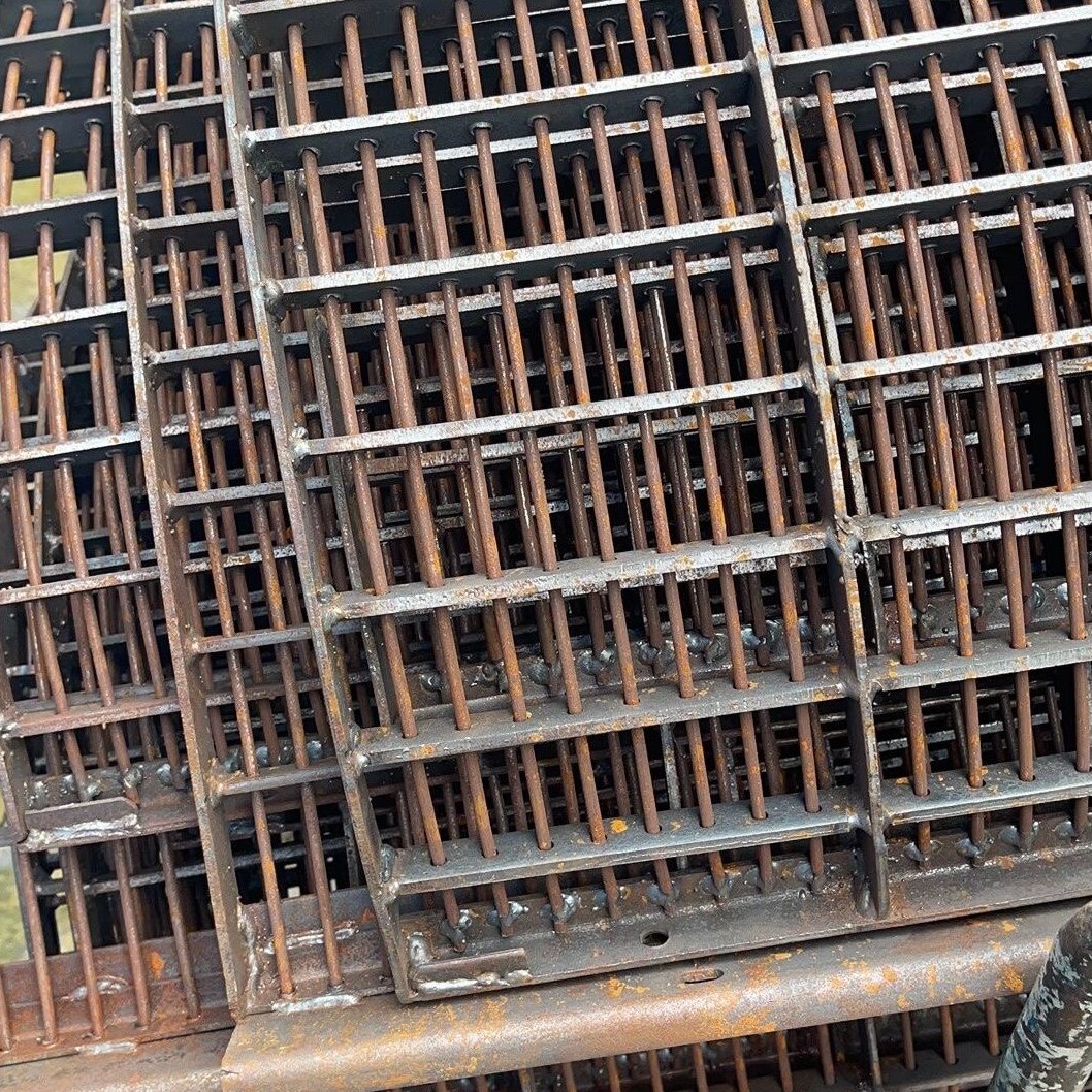 福田雷沃收割机配件RG50原装加厚凹版筛 脱粒凹版筛 耐磨加厚材质
