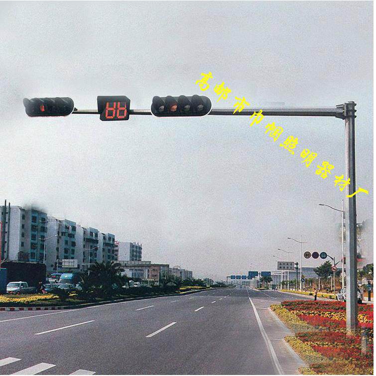 供应八角监控杆巾帼6.5m*6-18m横杆道路立杆红绿灯杆