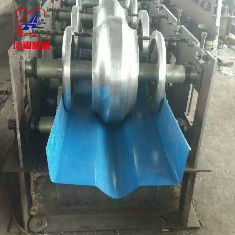 异形不锈钢成型机 圆弧厨房卫浴设备 异形冷弯辊压成型机