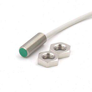 现货Baumer堡盟 IFRM 08P1713/PL电感接近开关IFFM 06P15A3/O1L