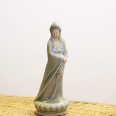 七八十年代国营汝瓷厂煤烧观音摆件青瓷家居饰品莲花老汝瓷