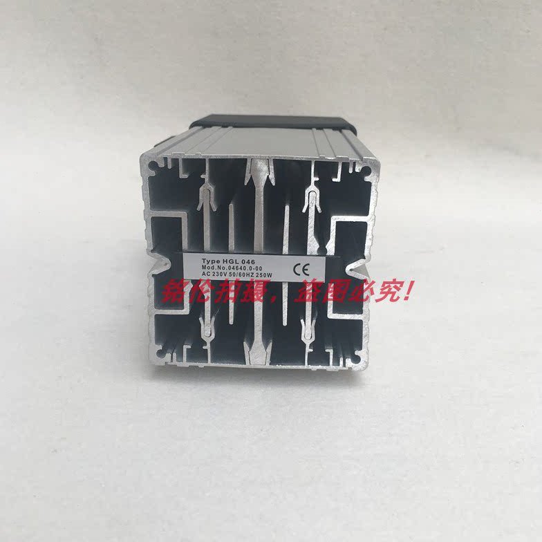 风扇加热器 HGL046-250W 400W 500W 除湿加热器 PTC配电柜加热器