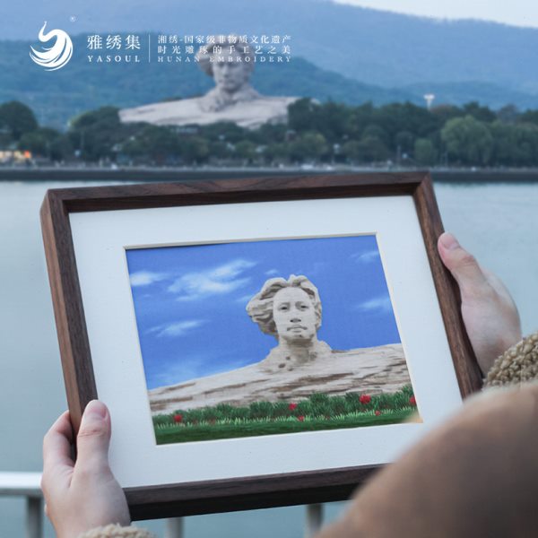雅绣集湘绣客厅摆件手工刺绣爱晚亭橘子洲头韶山湖南长沙特色摆台