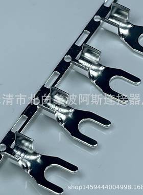 4.2U形铜鼻子冷压横连端子SNB3.5-4叉形裸端头压2-6平方线3K/卷