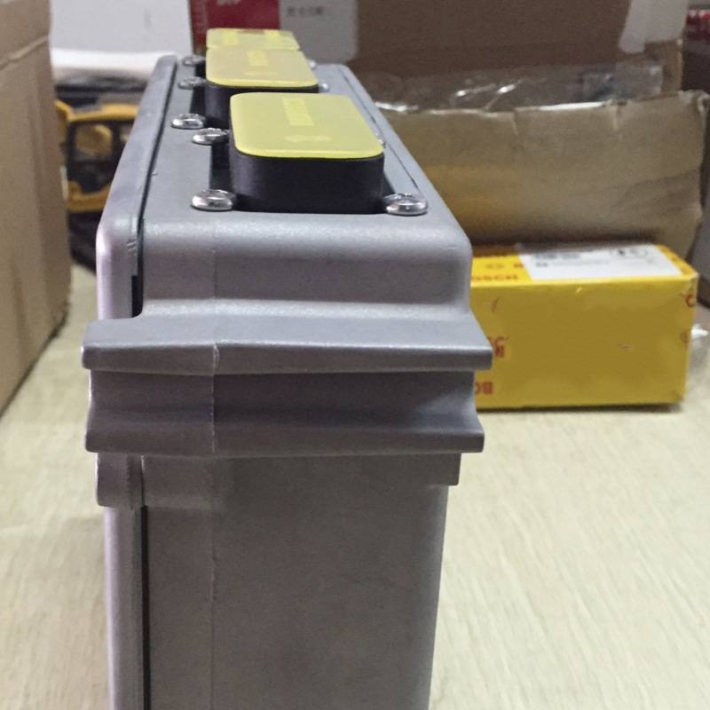 PC220-7挖掘机ECU 发动机电脑板 7835-26-1009