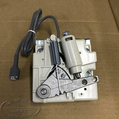 原装琦星电控一体机385控速器.脚踏控制器四孔4pin通用BCQ速控器