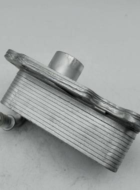 LR075630/LR073678/G4D3-6A642-BB,机油冷却器散热器油冷器