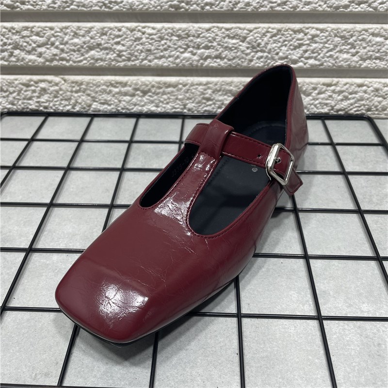 断码处理T型带学院复古温柔方头单鞋女百搭浅口平底玛丽珍鞋子女