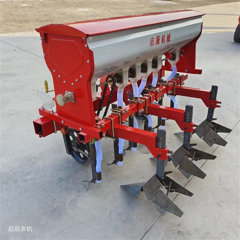 农用中耕施肥机玉米大豆施肥除草一体机四轮拖拉机带除草机中耕机
