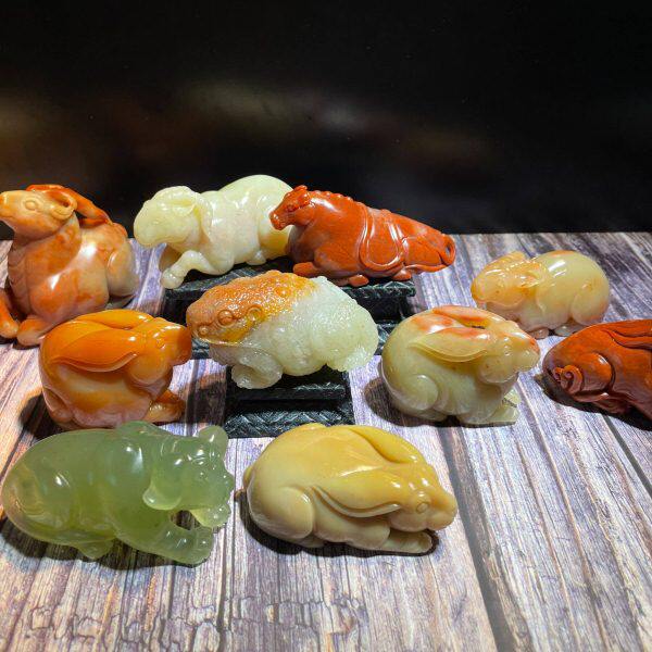 老挝石精品十二生肖手把件 石雕 手工工艺 寿山石 羊 兔子 牛