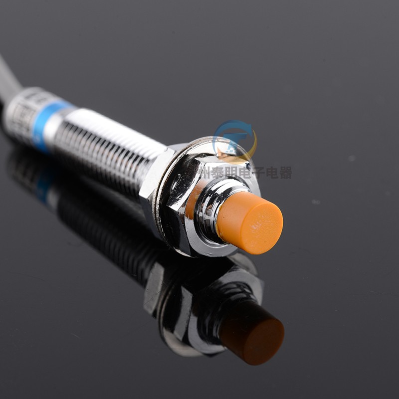 M8沪工直流电感式接近开关LJ8A3-2-Z/BX三线NPN常开24V12V传感器