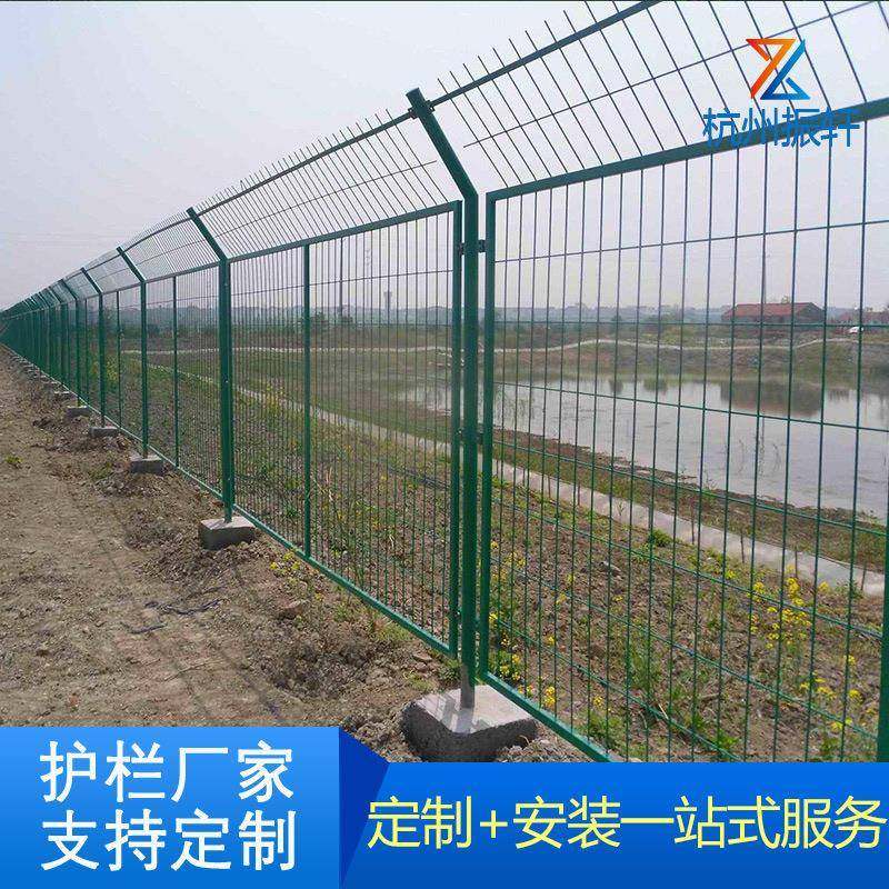 圈地农场围栏防护铁丝围网低碳钢丝隔离围网浸塑护栏护栏双边丝网