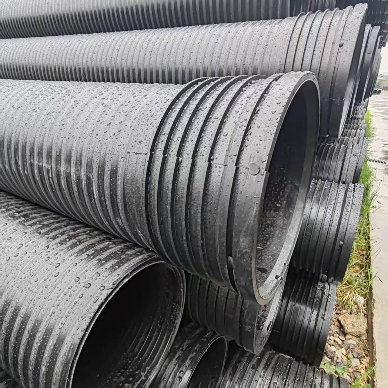 HDPE螺旋波纹管中空壁A型缠绕结构排水排污管黑色生产厂家