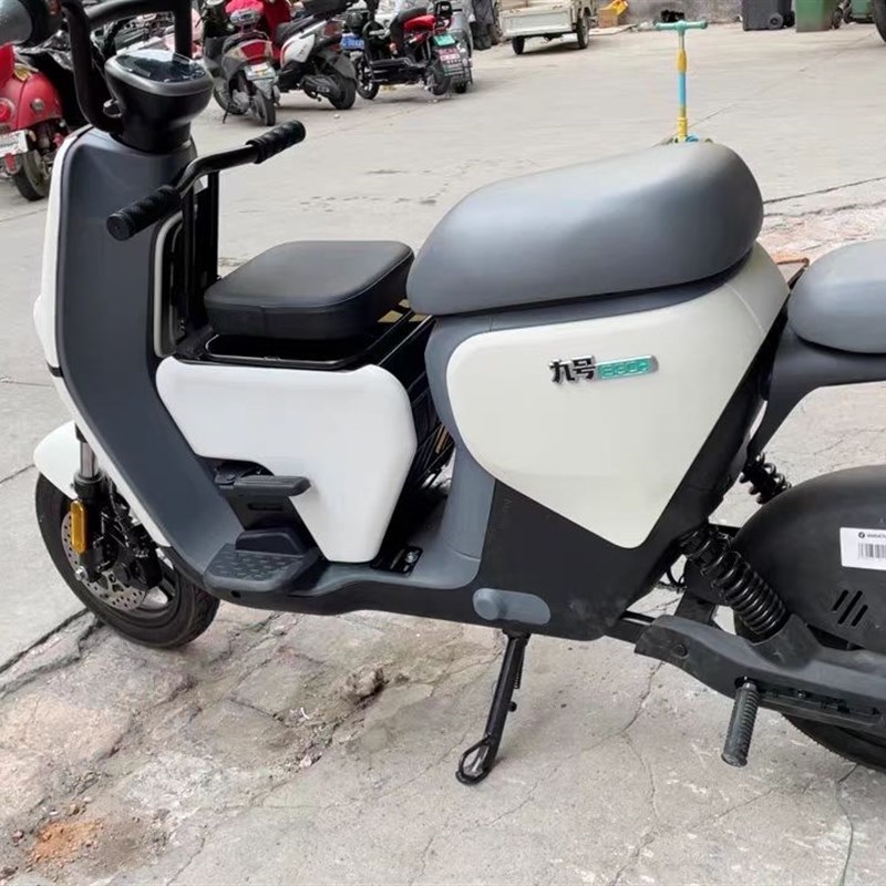 九号电动车儿童座椅前置中框中箱深远009/007A8/T90通用前置中箱