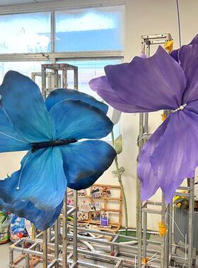 EVA蝴蝶工厂直出大型手绘喷色泡沫花商场中庭吊顶DP婚礼道具