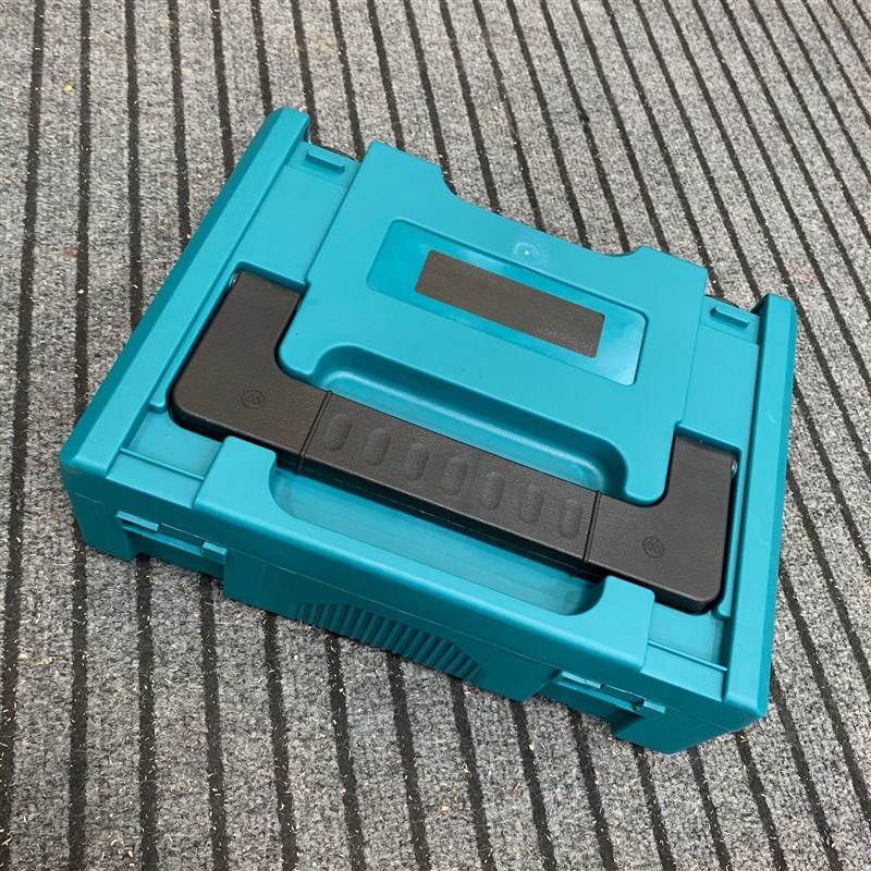 多功能加厚工具箱组合式大号收纳盒手提式家用牧田款式工具塑料箱