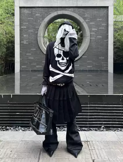 Green Tea Made Independent Vtm Skull Print Hoodie