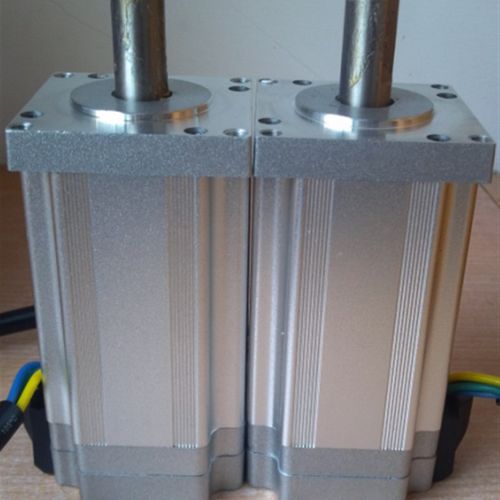 60直流无刷电机 高转速 24V 200W 转速3000  60BL70-240