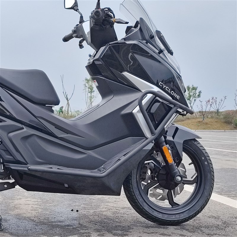 适用于宗申赛科龙摩托车RT1改装保险杠防摔杠前护杠排气护杠配件