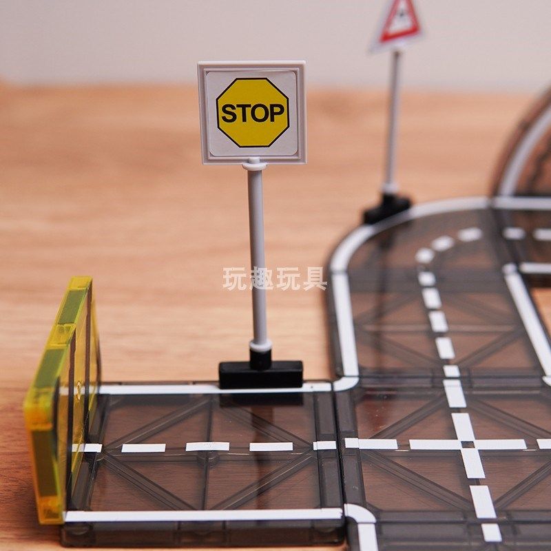 公路磁力片强磁铁城市交通建筑吊车道路轨道男孩儿童益智玩具礼物