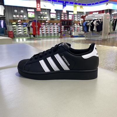 三叶草贝壳头经典百搭板鞋