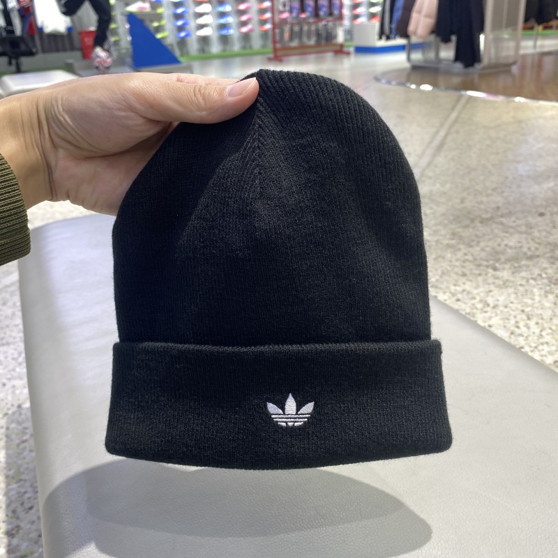 冬季新品ADIDAS阿迪达斯三叶草男女情侣款帽子绒线帽针织帽JW7998