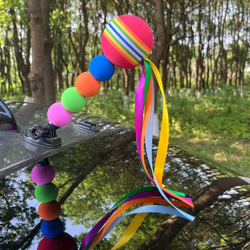 车顶彩带球装饰糖葫芦挂件汽车摆件车贴玩偶女R司机车载饰品公仔