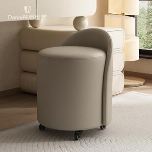 适用真皮化妆凳可旋转滑轮矮凳现代简约高端实木化妆椅靠背客厅换