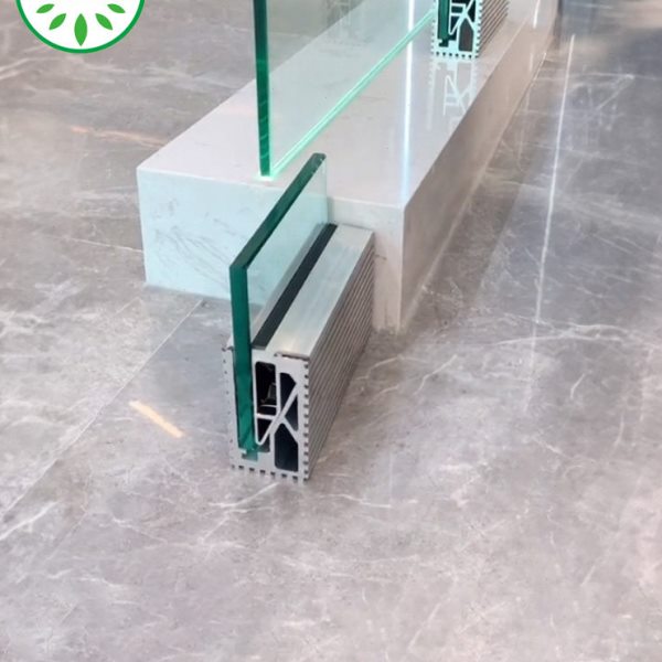 网红款商业空间发光玻璃隔断扶手栏杆装修照明铝合金灯槽线型灯具