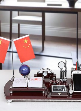 新款办公桌摆件高档文台桌收w招财办公室老装饰品板桌纳笔筒创意