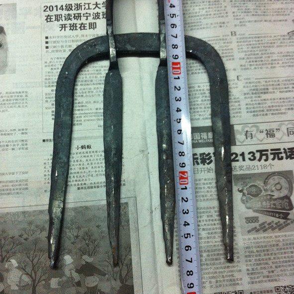 园艺 农用尖钉耙 耙子 铲锹锄 大号钉耙 长27cm 锄头工具 0.7kg,农机/农具/农膜,锄头,淘宝优惠券,粉丝福利购,淘宝优惠卷