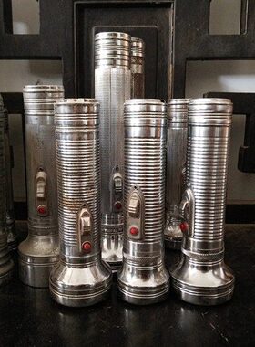 80年代怀旧老物件收藏老铁皮手电筒 影视道具摆件等民俗老旧物件