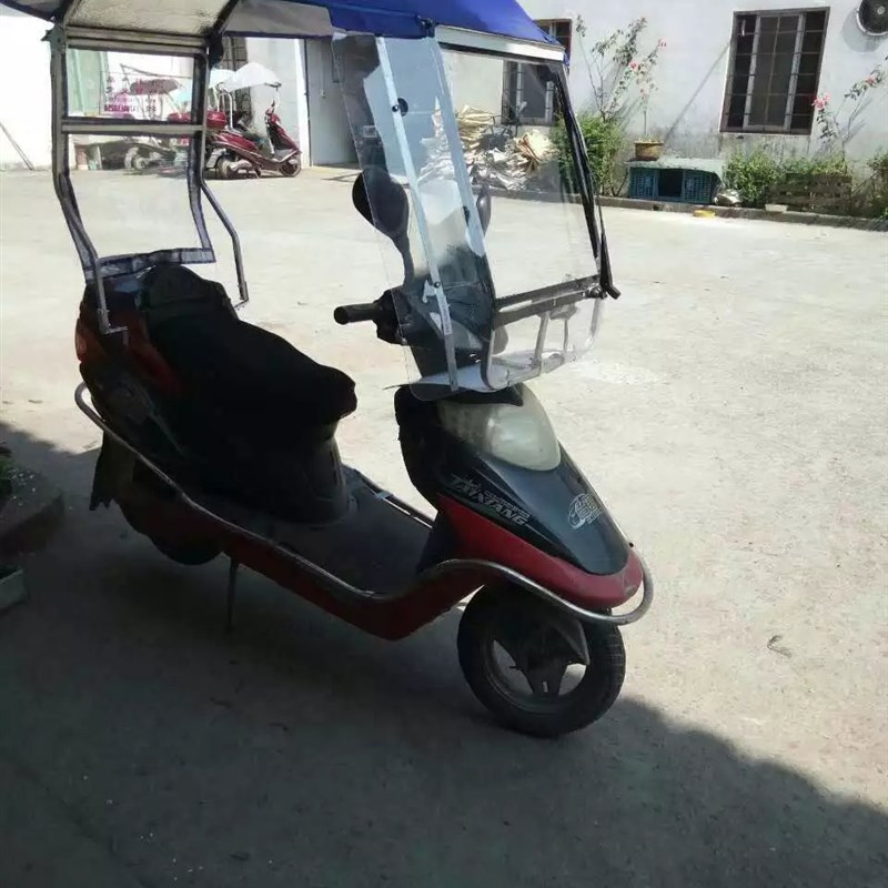 热销新款电动车遮阳伞雨棚电瓶车摩托车挡风板带雨刮器透明阳蓬