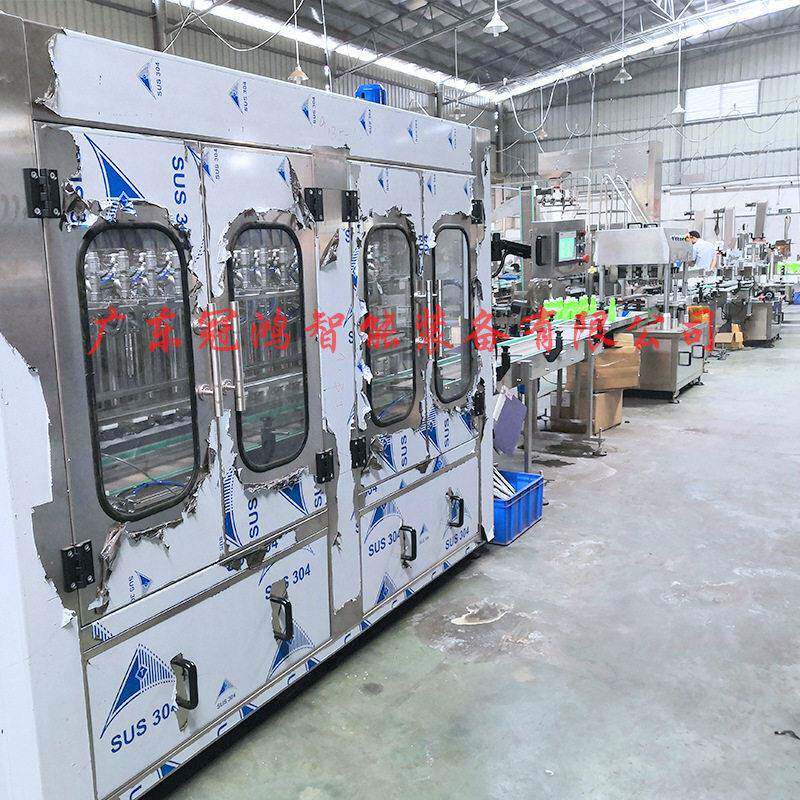 84消毒水消毒剂消毒酒精直线式液体灌装机洗衣液速装机效