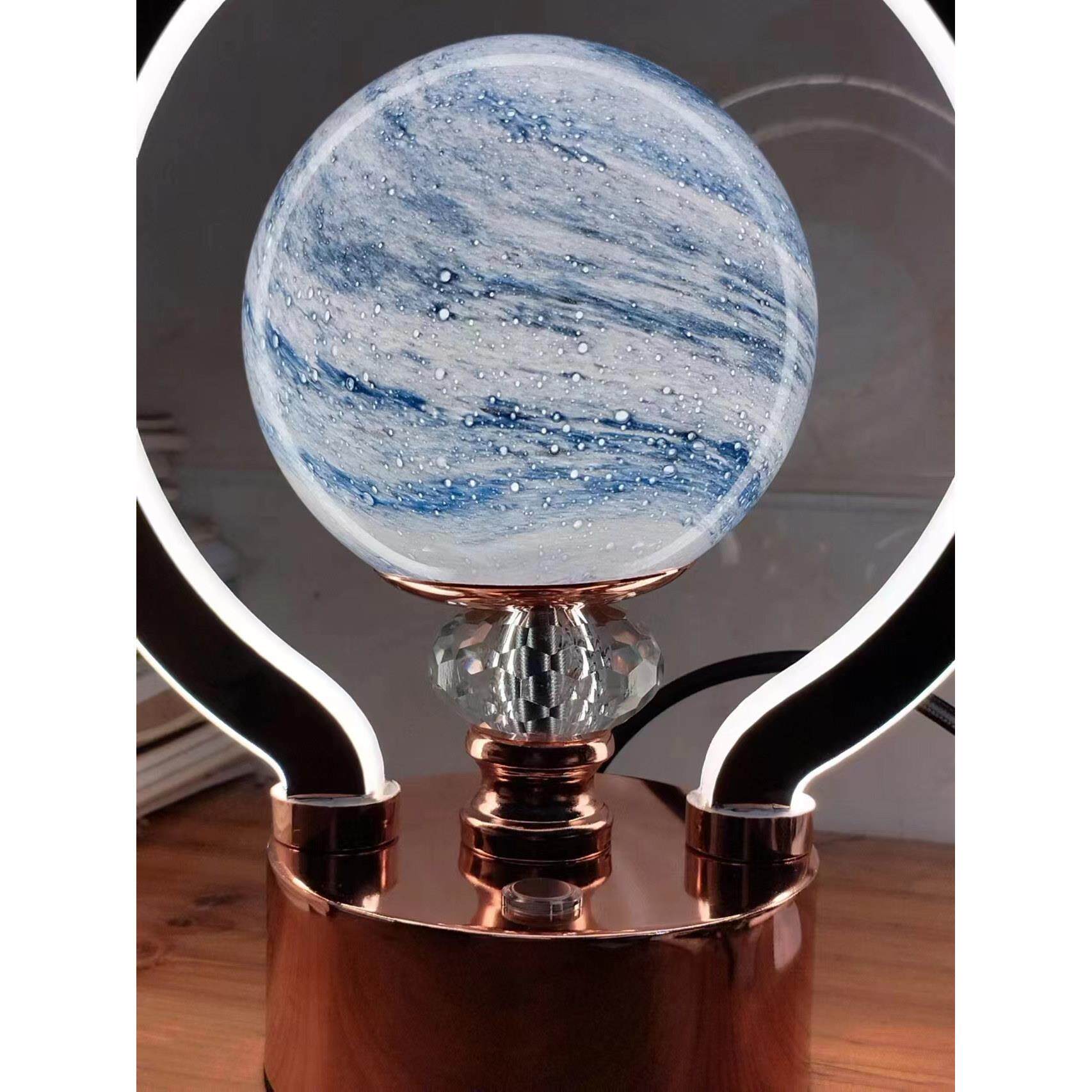 网红创意星球造型装饰台灯现代简约水晶灯罩卧室客厅桌面摆件灯