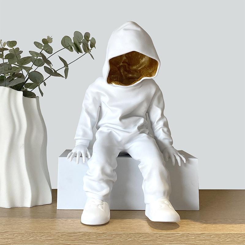 样板房摆件新款现代轻奢神秘人物抽象男孩售楼部玄关大堂雕塑摆设