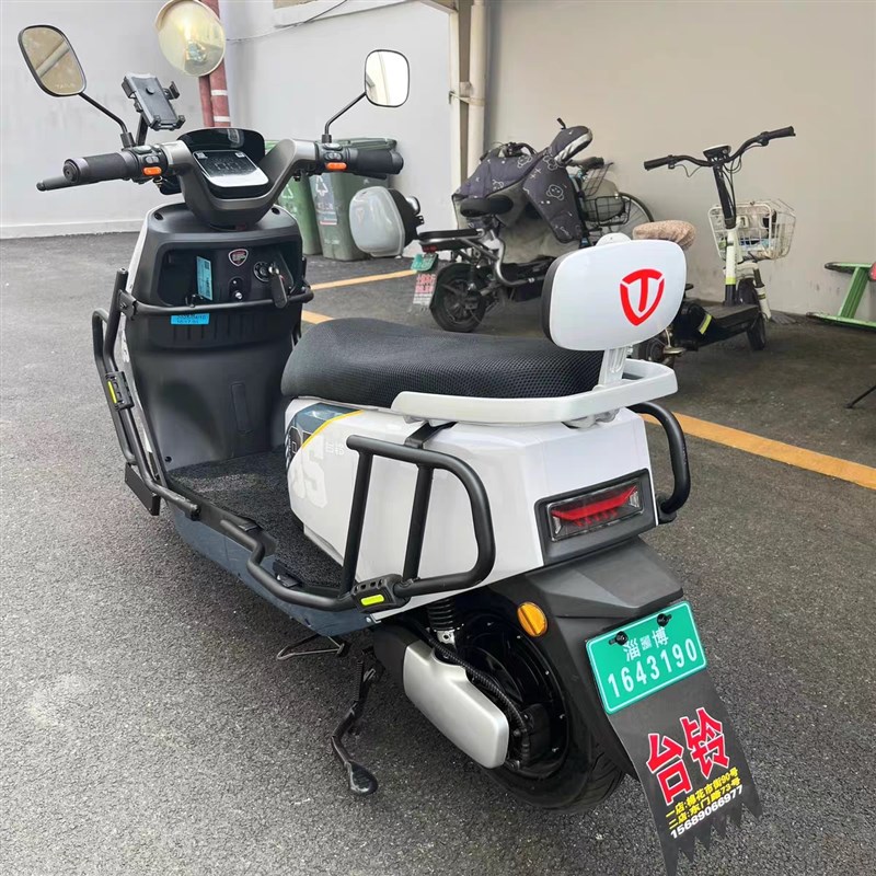 适配台铃25款银河EB专用护杠加粗加厚防撞保险杠尾架货物支架配件