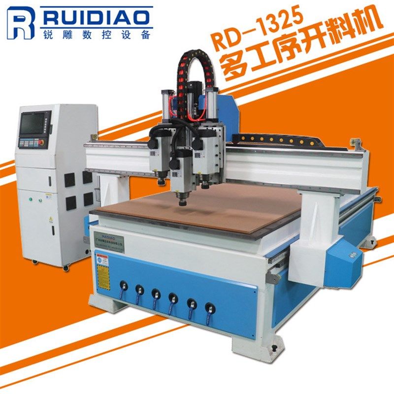 家具开料机 木工雕刻机r 家具定制开料机 门板加工 数控开料机