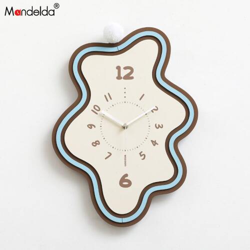 Mandelda免打孔2024新款奶油风钟表挂钟客厅现代简约创意艺术时钟