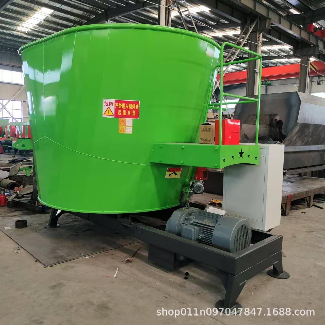 立式TMR全日粮饲料混合24方双轴饲料搅拌机牛羊草料搅拌机拌料机